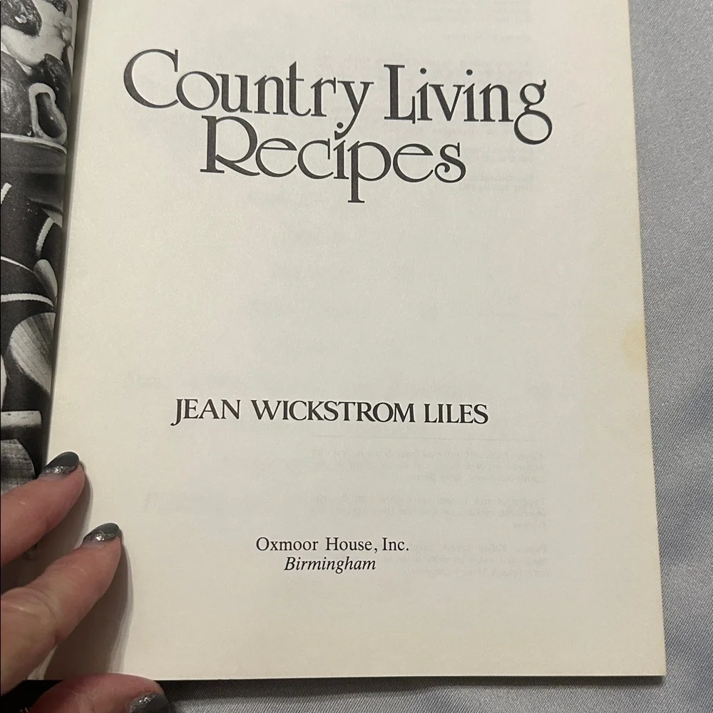 Vintage Campbell’s 100 Best Recipes & Country Living Recipes, Sister Schubert